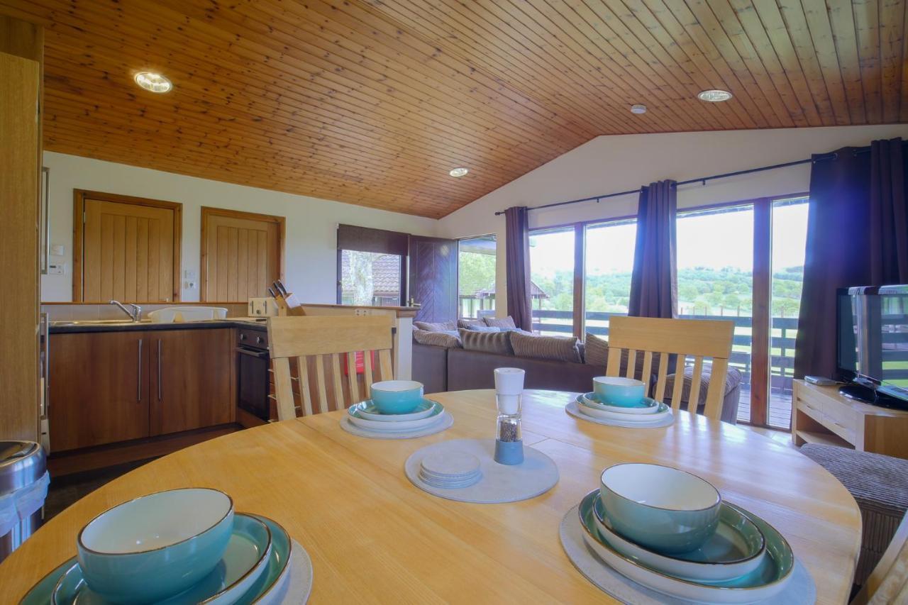 Glenview Chalet Park Inverness Exteriör bild