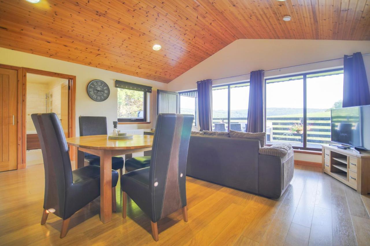 Glenview Chalet Park Inverness Exteriör bild